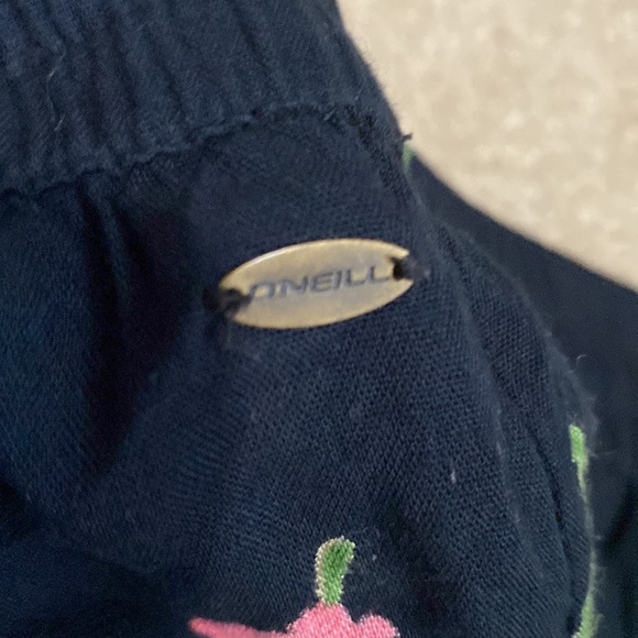 Oneill haram capris. - Picture 6 of 6